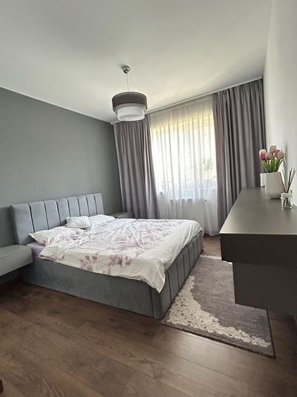 Apartament cu 3 camere decomandat în Centura