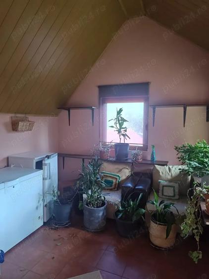 Casă cu 6 camere cu Teren 1500 Mp în Racovița