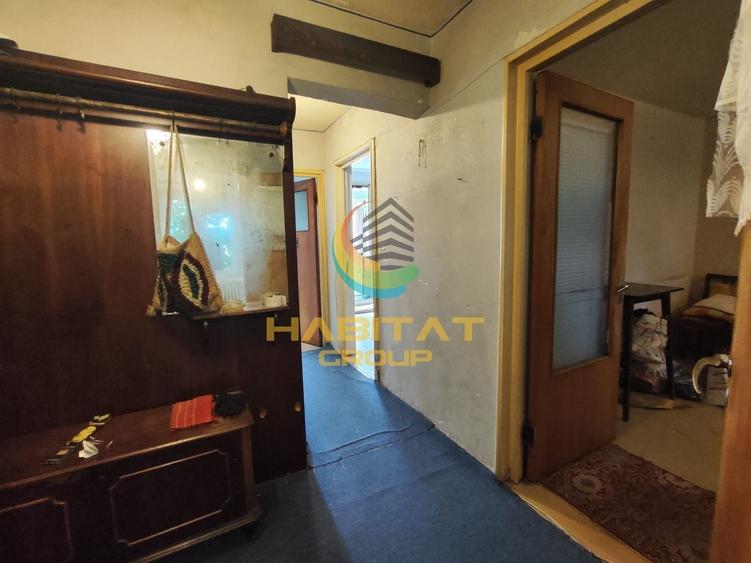 Apartament cu 3 camere decomandat în Giurgiului