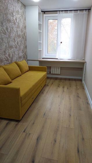 Apartament cu 3 camere decomandat în Astra