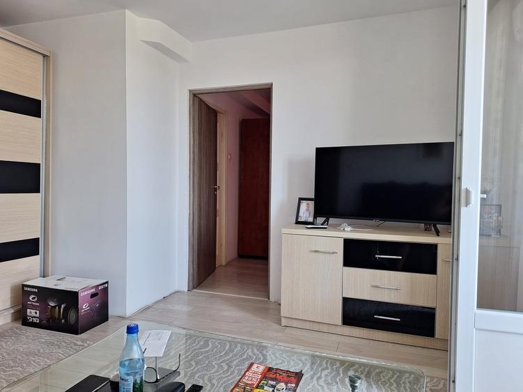 Apartament semidecomandat în Ștefan cel Mare