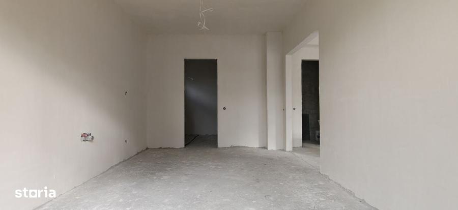 Casă cu 4 camere în Comșești