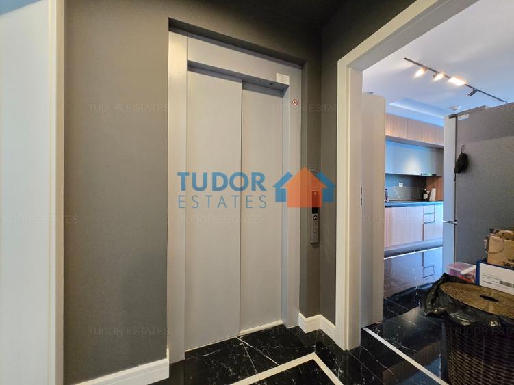 Duplex cu 9 camere cu Garaj în Pipera