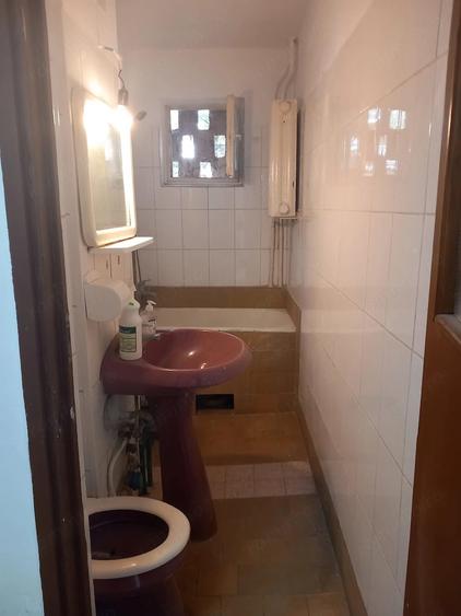 Spațiu comercial, de 40 mp, în Șagului