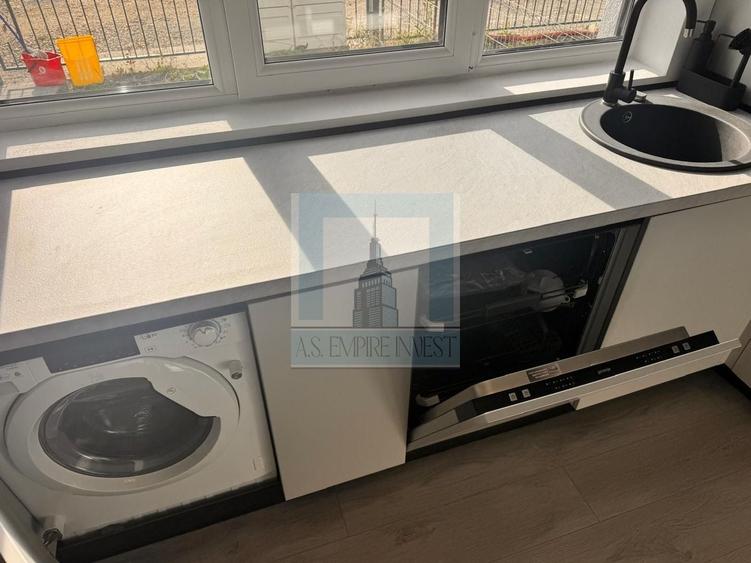 Duplex cu 4 camere cu Canalizare în Sânpetru