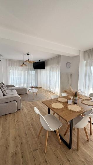Apartament cu 3 camere decomandat în Nord