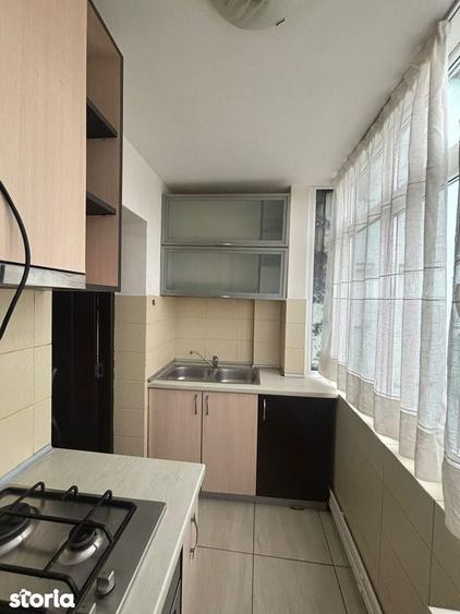 De inchiriat apartament 2 camere, zona ultracentrala, etaj intermediar - 2