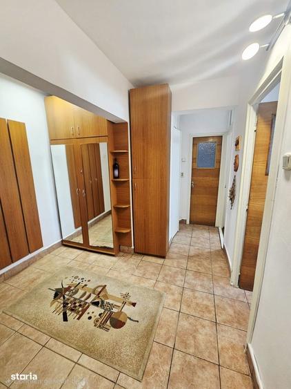 Apartament cu 2 camere decomandat, mobilat în Ultracentral