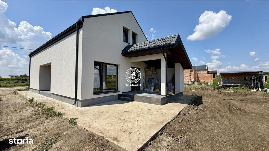 Casă cu 3 camere în Aroneanu