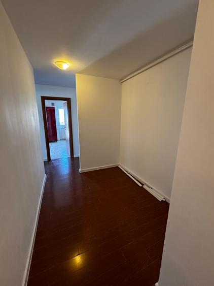 Apartament cu 3 camere decomandat în Bucureștii Noi