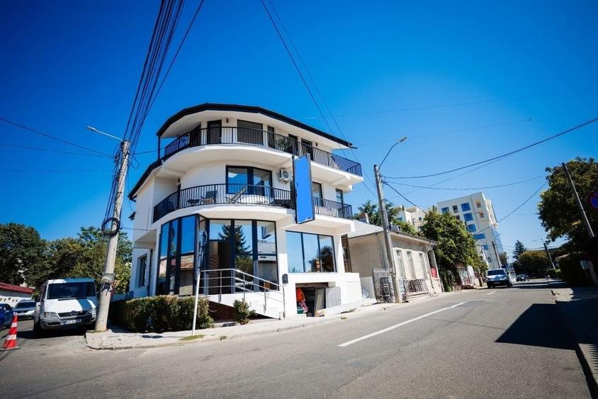 Spațiu comercial, de 320 mp, în Central