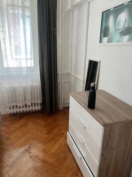 Apartament cu 2 camere decomandat în Berceni