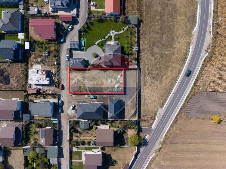 Teren Construcții intravilan de 824 mp, în Hărman