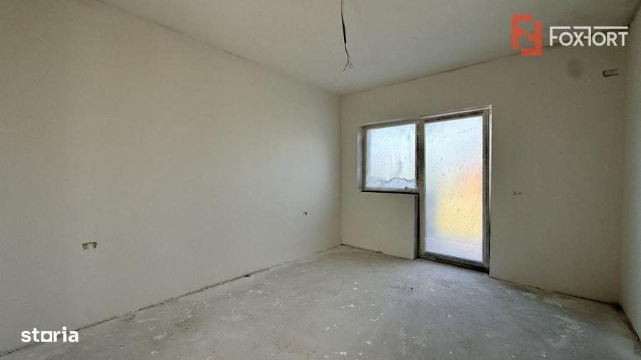 Casa individuala de vanzare, 8 camere + 4 bai - Mosnita Veche - 14