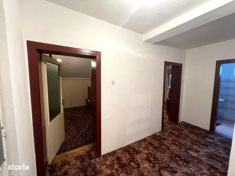 Casă cu 4 camere în Viile Satu Mare