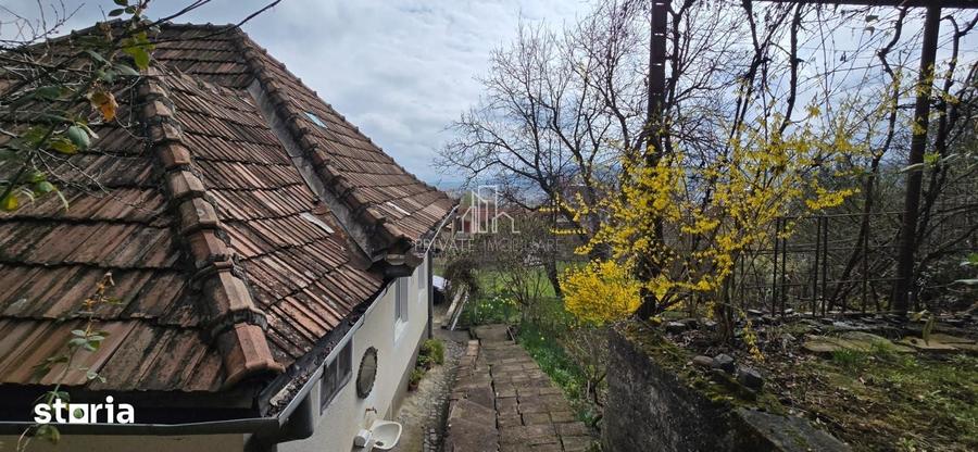 Casă cu 2 camere cu Teren 3080 Mp în Sighișoara
