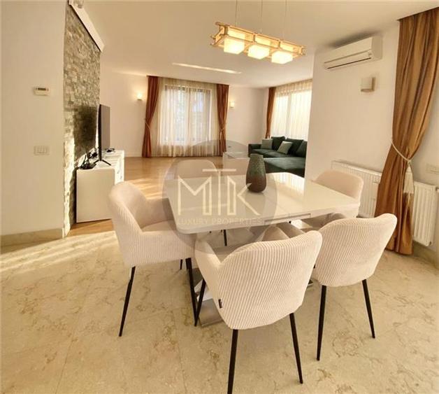 Duplex cu 6 camere cu Piscina în Pipera