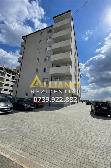 Apartament cu 3 camere decomandat în Berceni