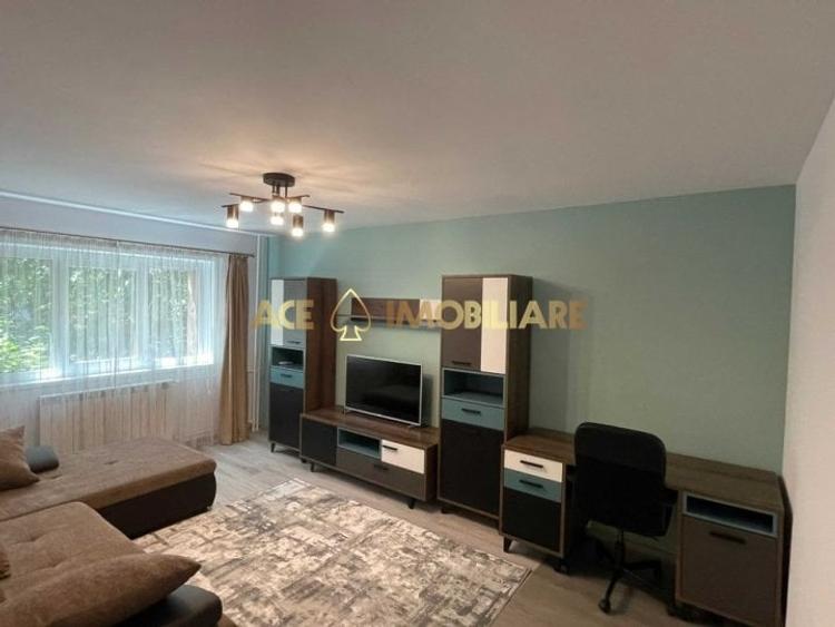 Apartament cu 2 camere decomandat, mobilat în Aviației