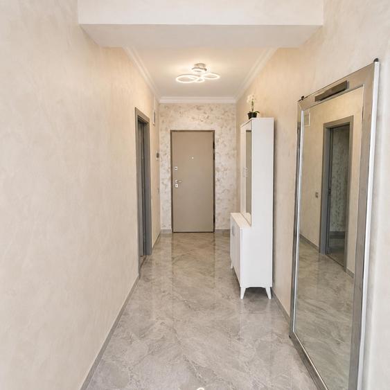 Apartament 2 camere de inchiriat Mamaia Nord langa Phoenicia pe plaja - 9