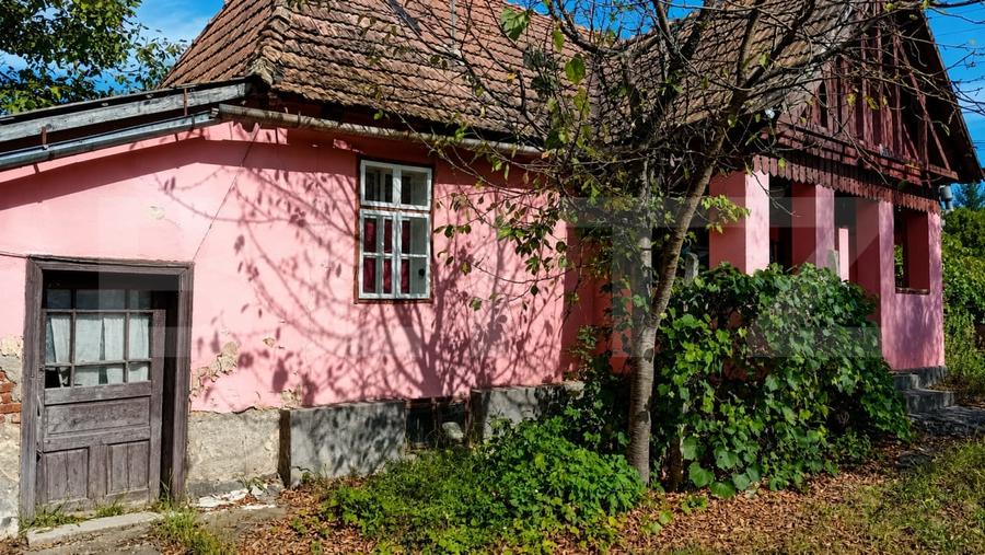 Casă individuală cu 2 camere cu Teren 2200 Mp în Tâmpa
