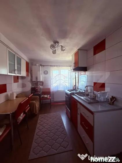 Apartament cu 4 camere decomandat în Obcini