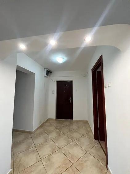 Inchiriez3 camere Centrala proprie stradal vizavi de spital - 3
