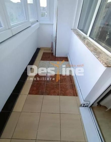 Apartament cu 2 camere semidecomandat în Dâmbovița
