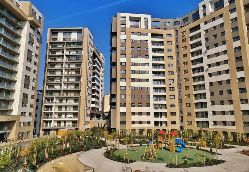 Apartament cu 2 camere semidecomandat, mobilat în Drumul Taberei