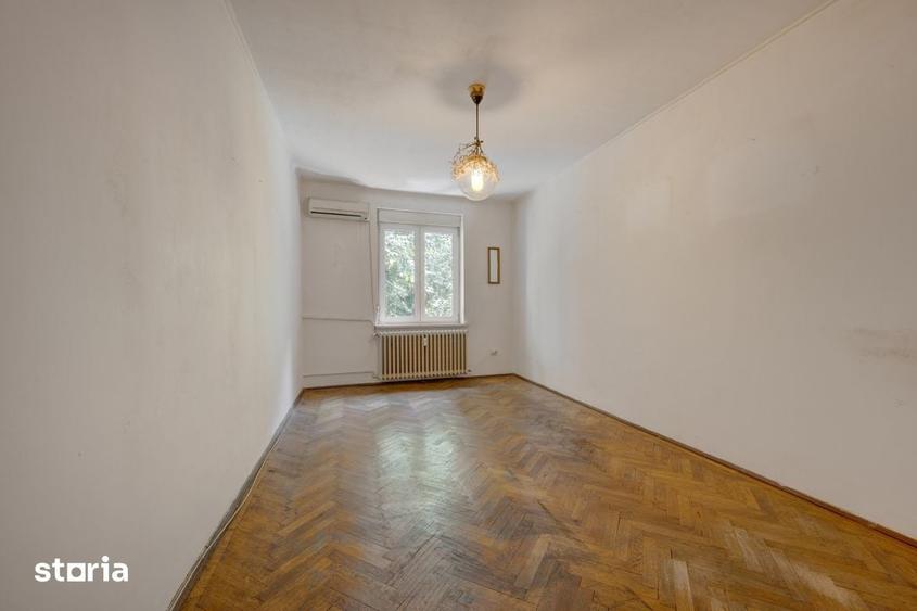 Apartament cu 2 camere decomandat în Basarabia