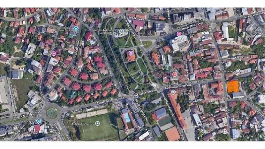 Spațiu comercial, de 3,023 mp, în Central