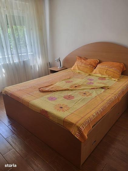 Apartament cu 3 camere decomandat în Mangalia