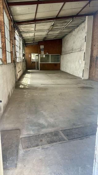 Spațiu comercial, de 100 mp, în Central