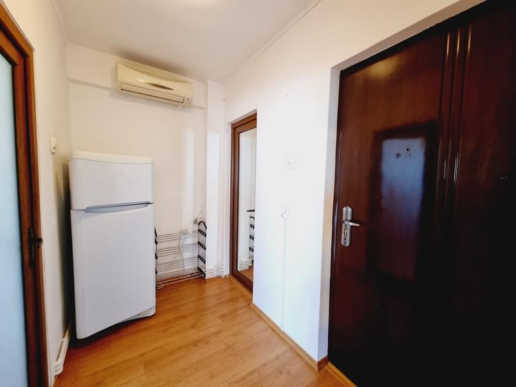Garsonieră decomandată în Țiglina 1