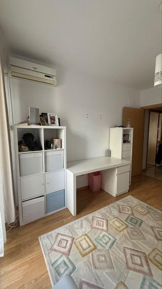 Apartament cu 3 camere decomandat în Basarabia