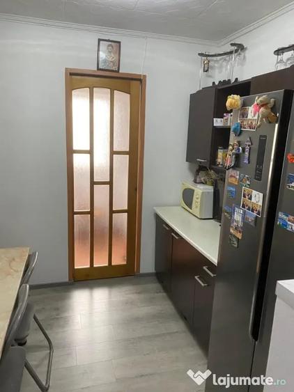 Apartament cu 2 camere decomandat în Orizont