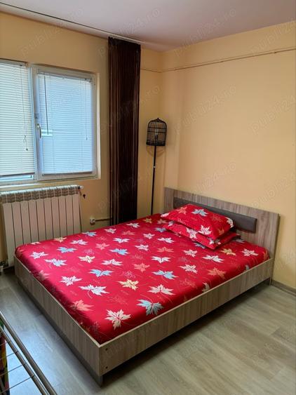 Garsonieră decomandată în Central