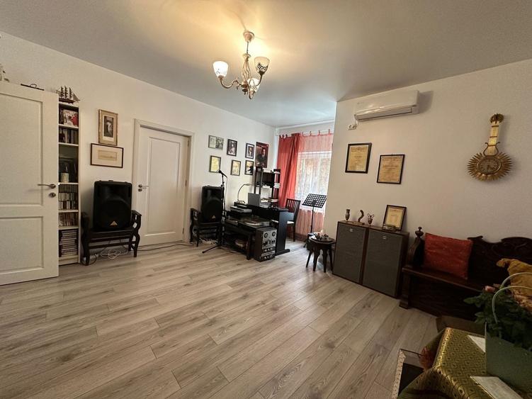 Apartament cu 2 camere semidecomandat, mobilat în Foișorul de Foc