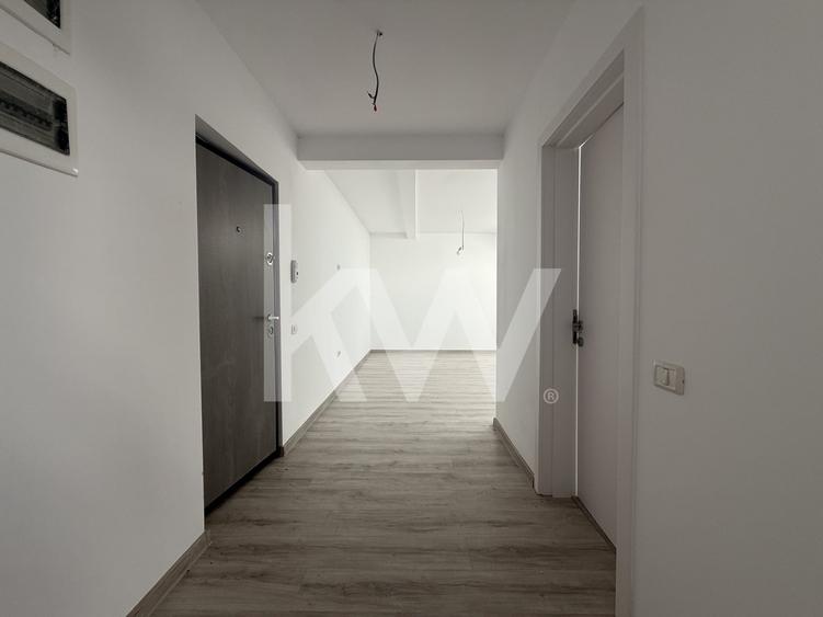 Apartament cu 2 camere semidecomandat în Stupini