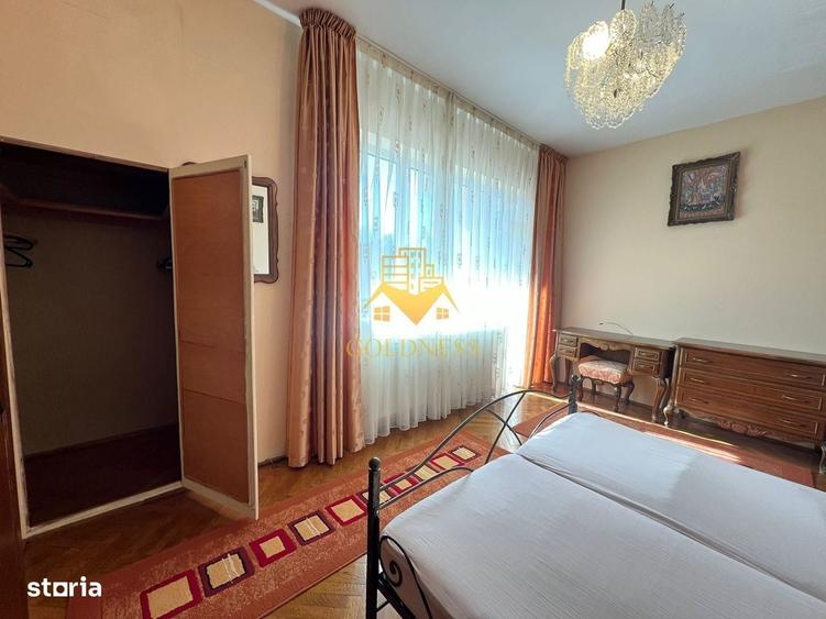 Apartament cu 3 camere decomandat în Hașdeu