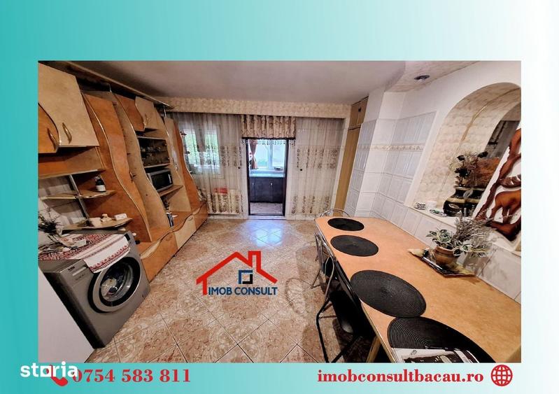 Apartament cu 3 camere decomandat în Bistrița Lac