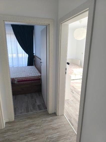 Duplex cu 4 camere cu Canalizare în Brătășanca