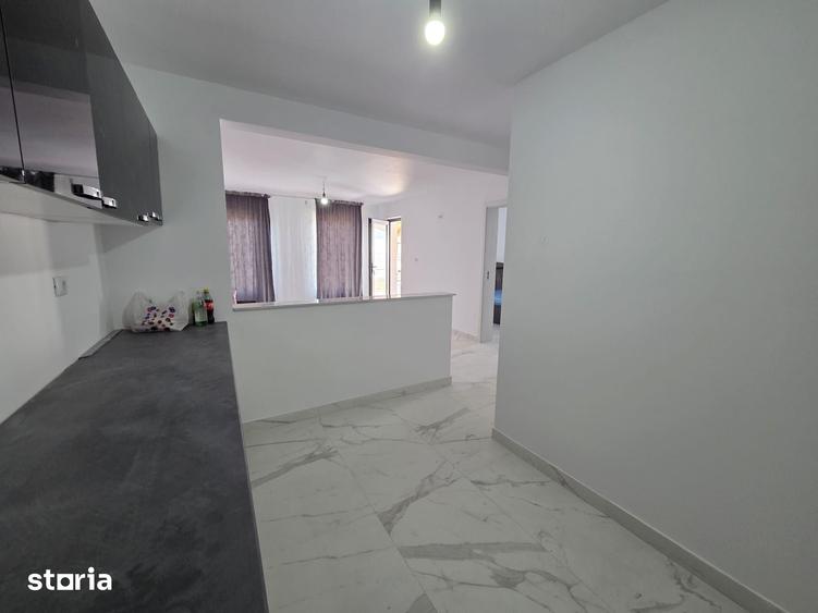 Casă cu 3 camere cu Teren 300 Mp în Clucereasa