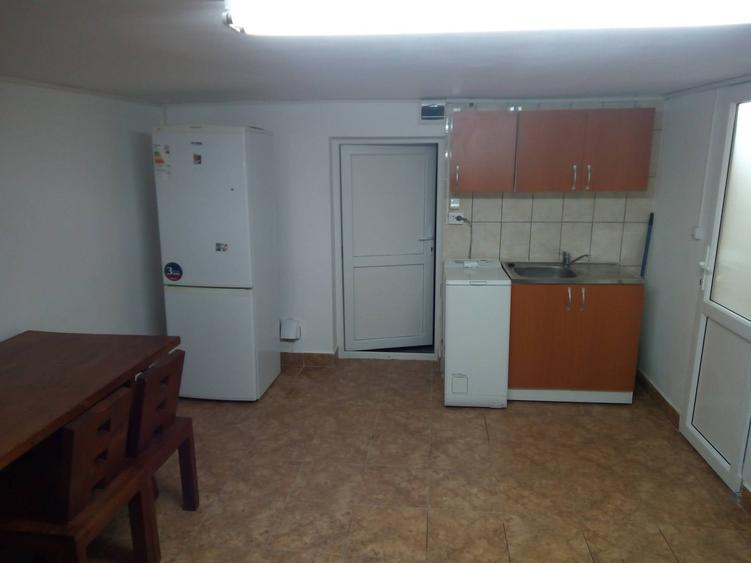 Spațiu comercial, de 28 mp, în Someșeni