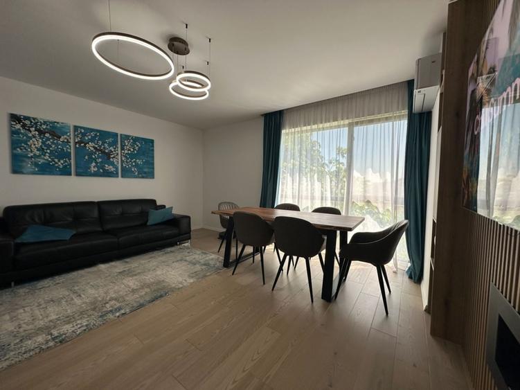Apartament cu 3 camere decomandat, mobilat în Sisești