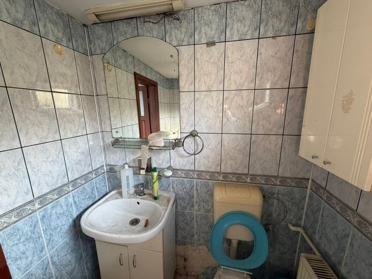 Casă individuală cu 3 camere cu Canalizare în Berceni