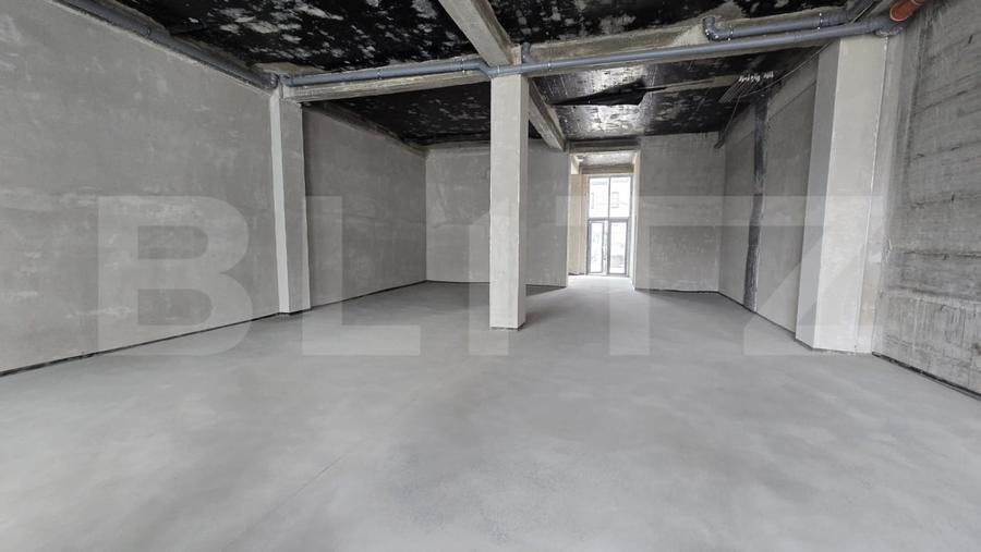 Spațiu comercial, de 250 mp, în Semicentral