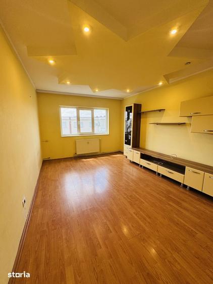 Apartament cu 2 camere decomandat în Miorița