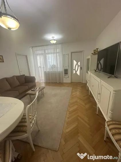 Apartament cu 3 camere semidecomandat în Ultracentral