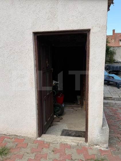 Casă individuală cu 12 camere cu Canalizare în Bran